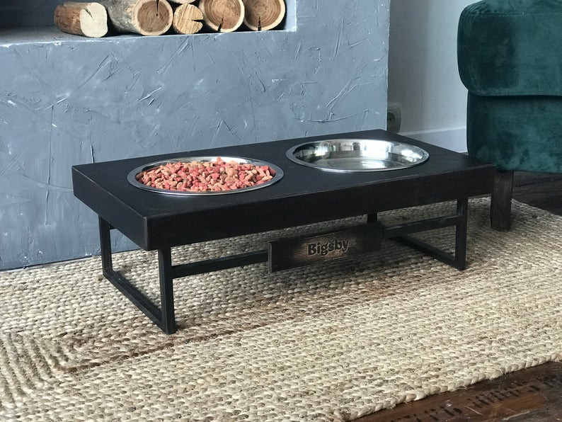 

Именная подставка для мисок для собак TheMagicTreeArt из дерева, Тип 5, XL Эбонит