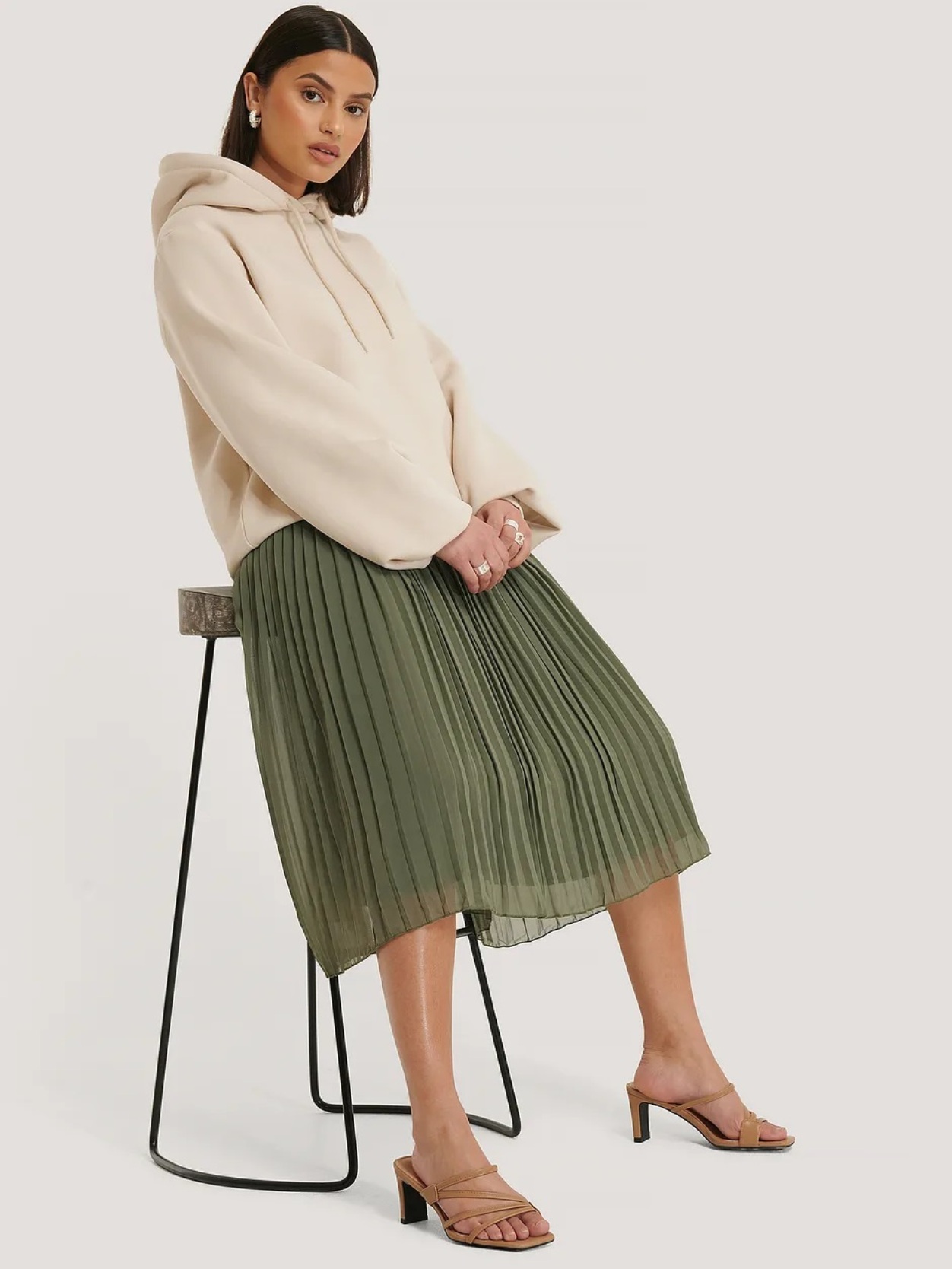 

Юбка NA-KD 1100001282  Хаки, Юбка NA-KD 1100001282 M Хаки