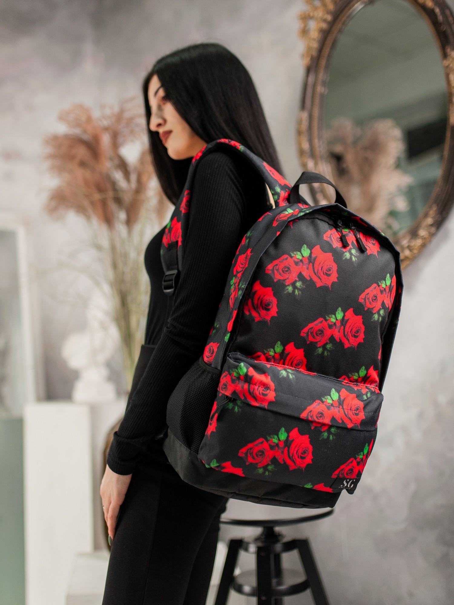 

Рюкзак SG Empire Town style красные розы RKTS04055