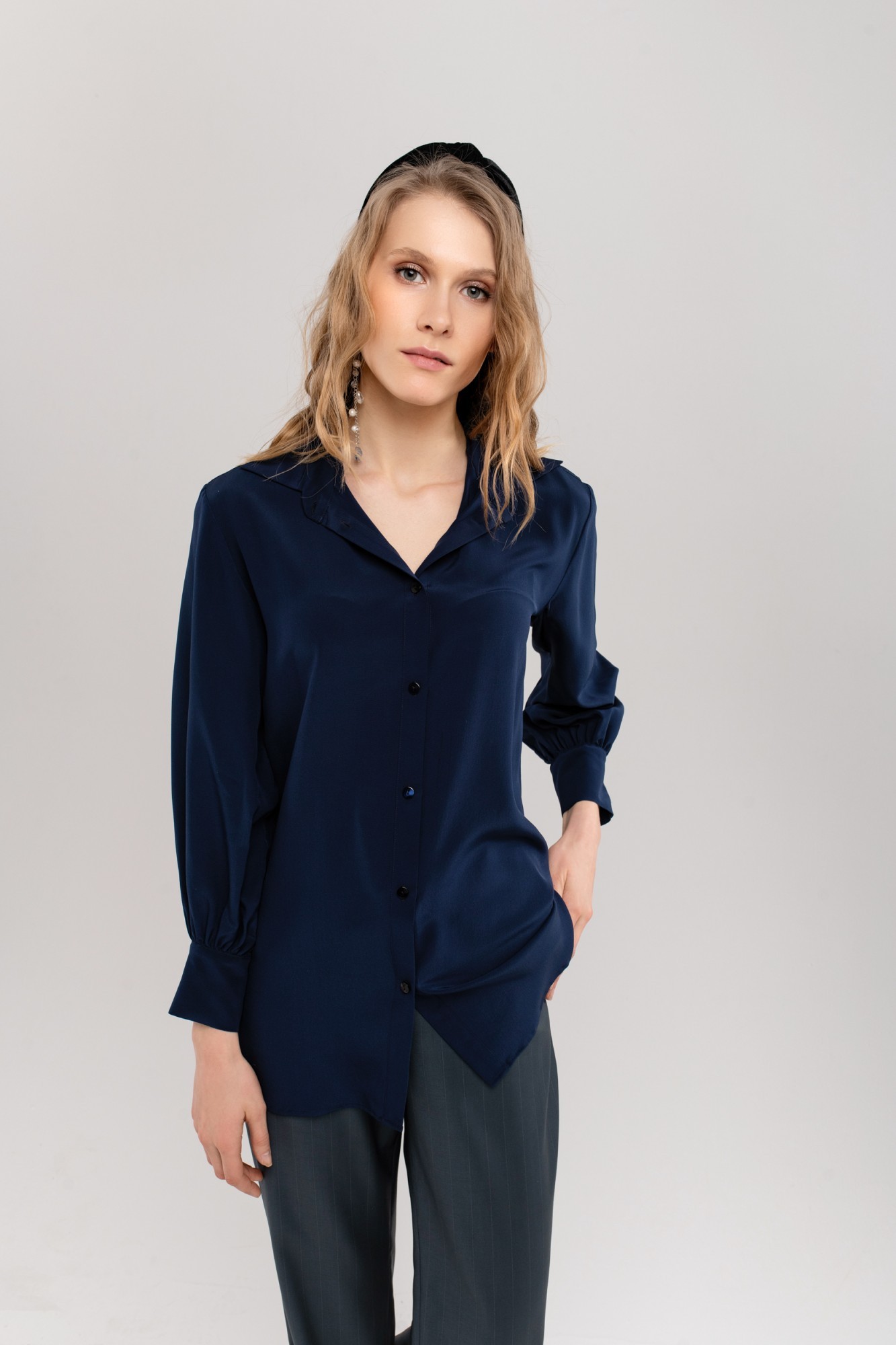 

Блузка InCardigan 100010  Синяя, Блузка InCardigan 100010 L Синяя
