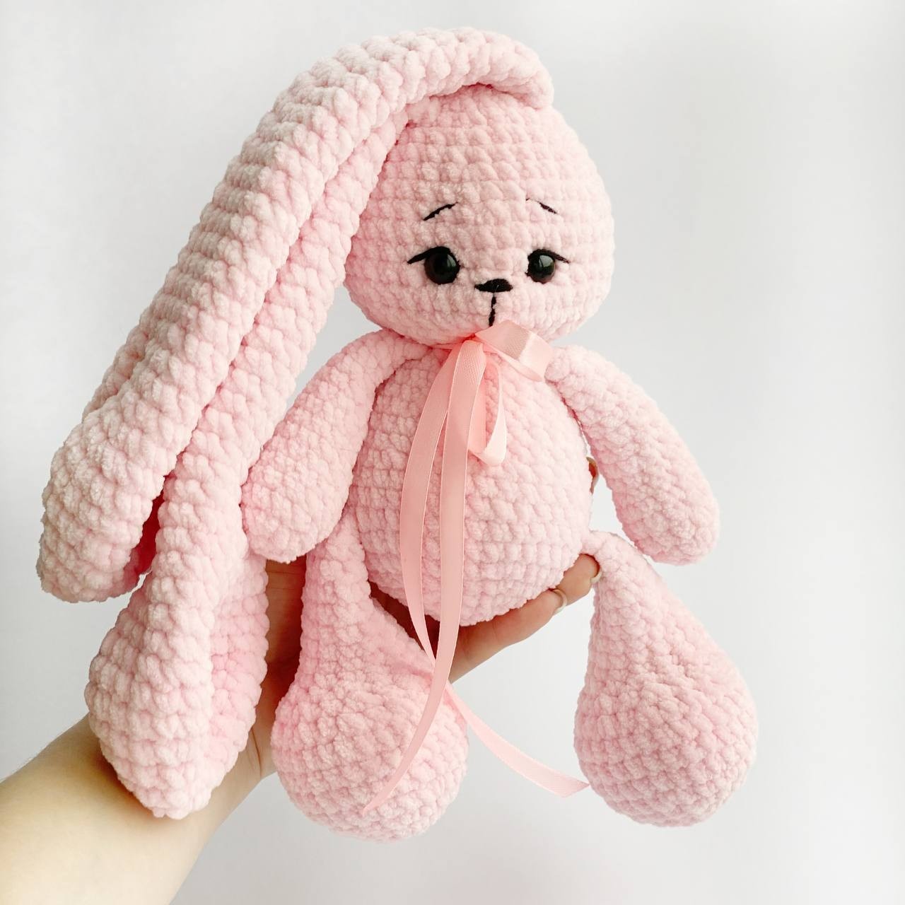 

Вязанная игрушка Баловень Bunny Tosha Pink