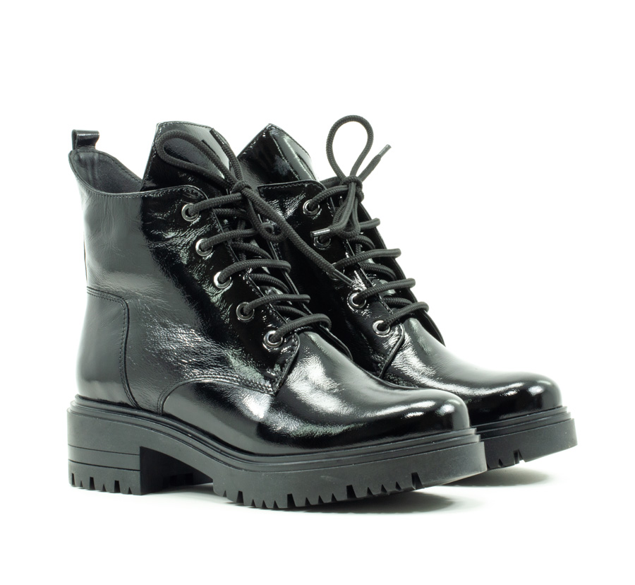 

Ботинки Vilansi V7733 Black Lacquer 39 размер
