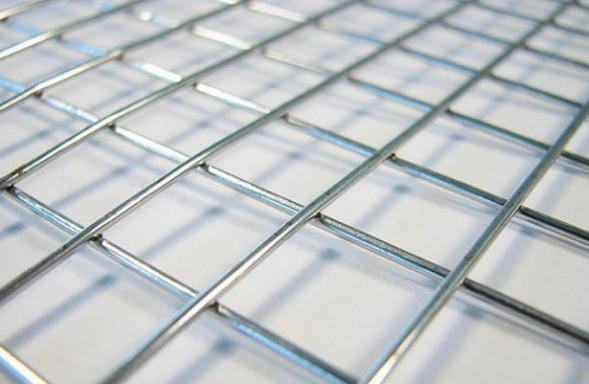 

Сетка сварная нержавеющая AISI 304, размер ячейки 10-10-1мм