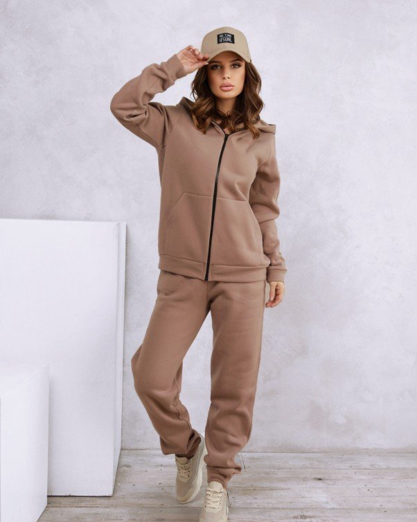

Спортивный костюм ISSA PLUS 12296 XL бежевый