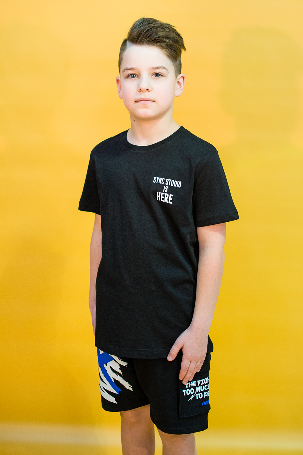 

Футболка Studio Kids 140 см Черный (2125000661261)