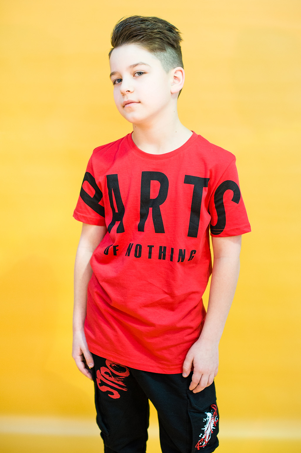 

Футболка Studio Kids 146 см Красный