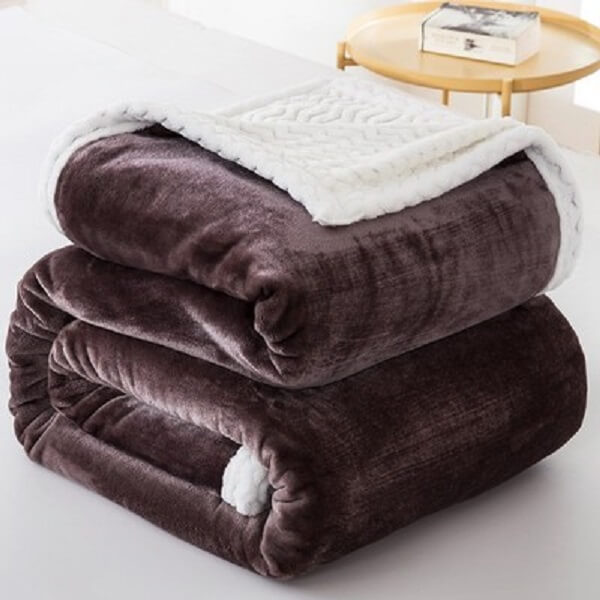 

Плед Homytex Евро 200*230 см двуслойный микрофибра шоколад арт.8-8817