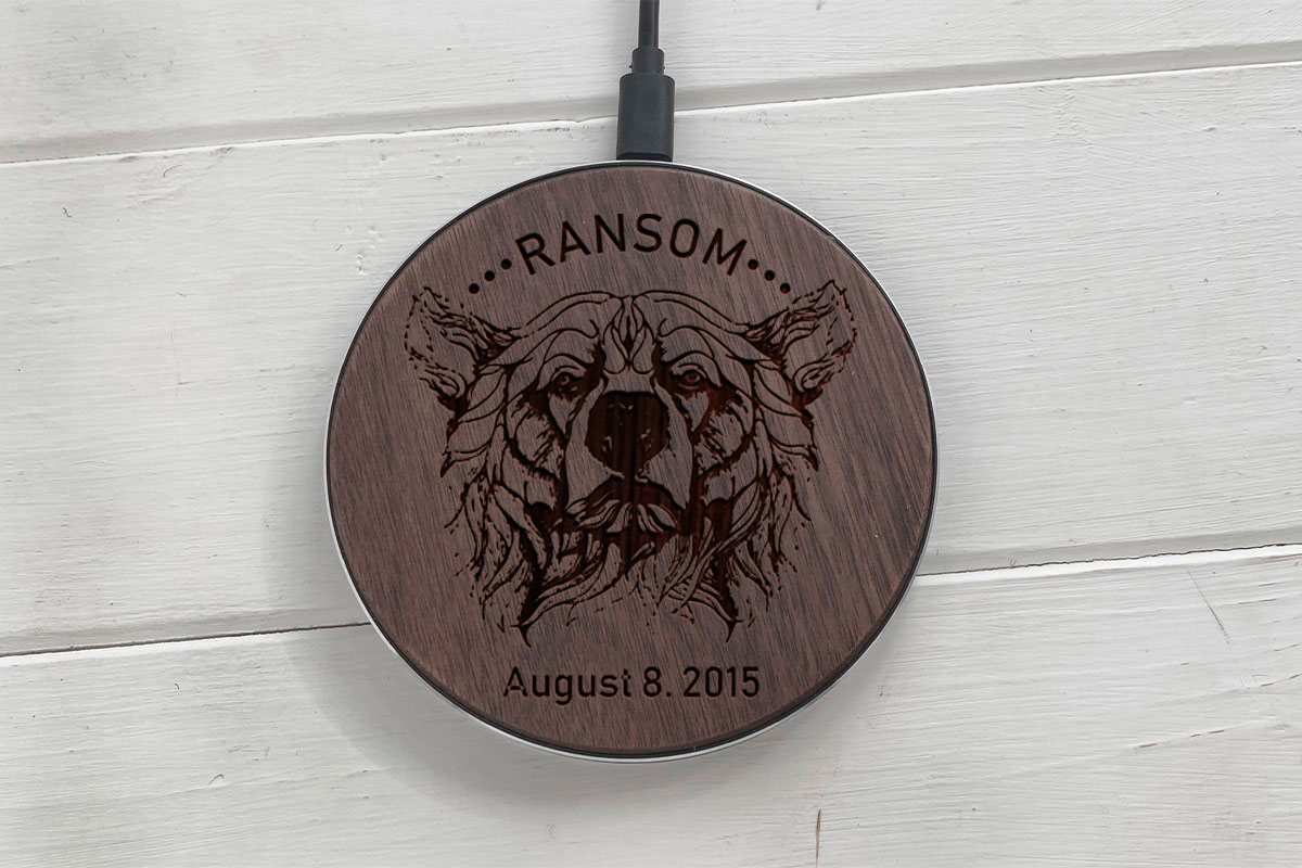 

Быстрая беспроводная деревянная зарядка SkinWood Black Fast Charge bear 3