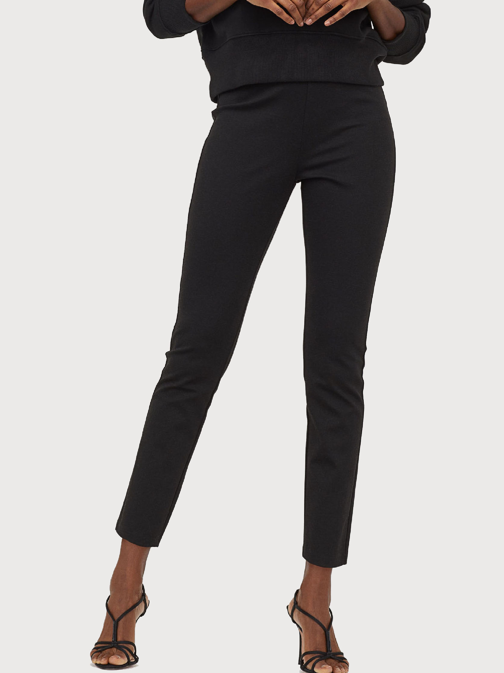 

Треггинсы H&M 0665095-9 XS Черные (СА2000001877906)