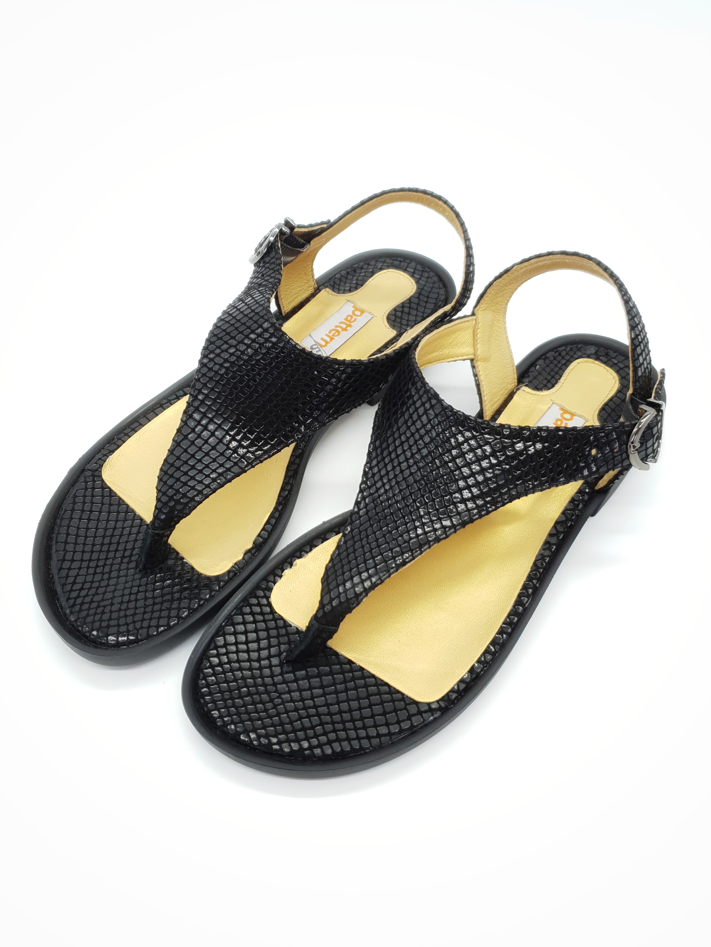 

Жіночі босоніжки Patterns чорні шкіряні P-15-3 23,5 см 36(р)