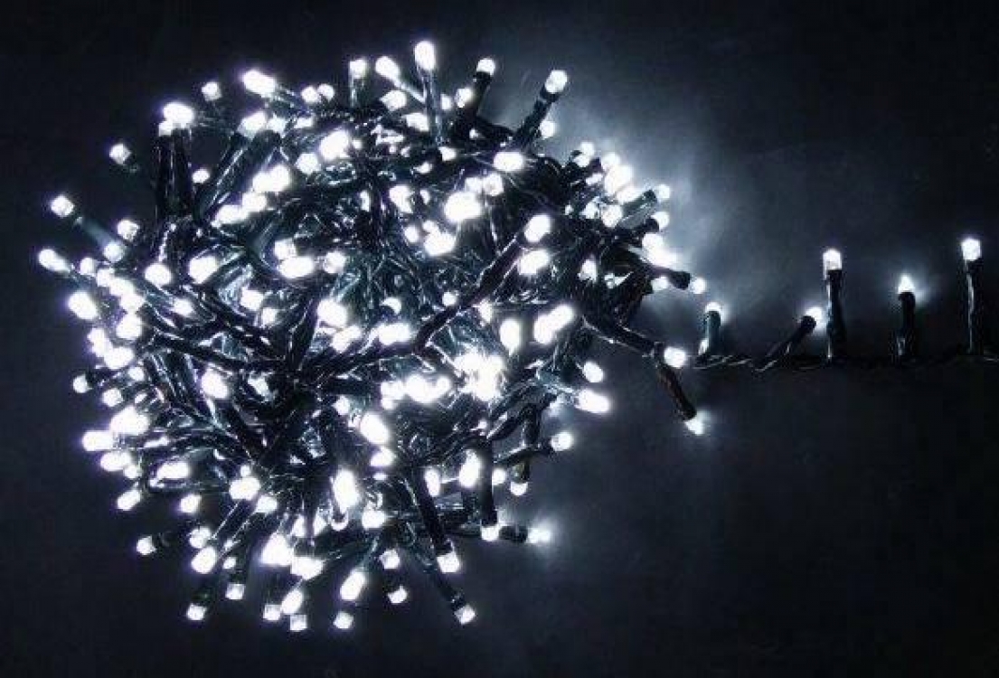 

Гирлянда светодиодная 25 м на 500 LED, черный шнур (Белый)