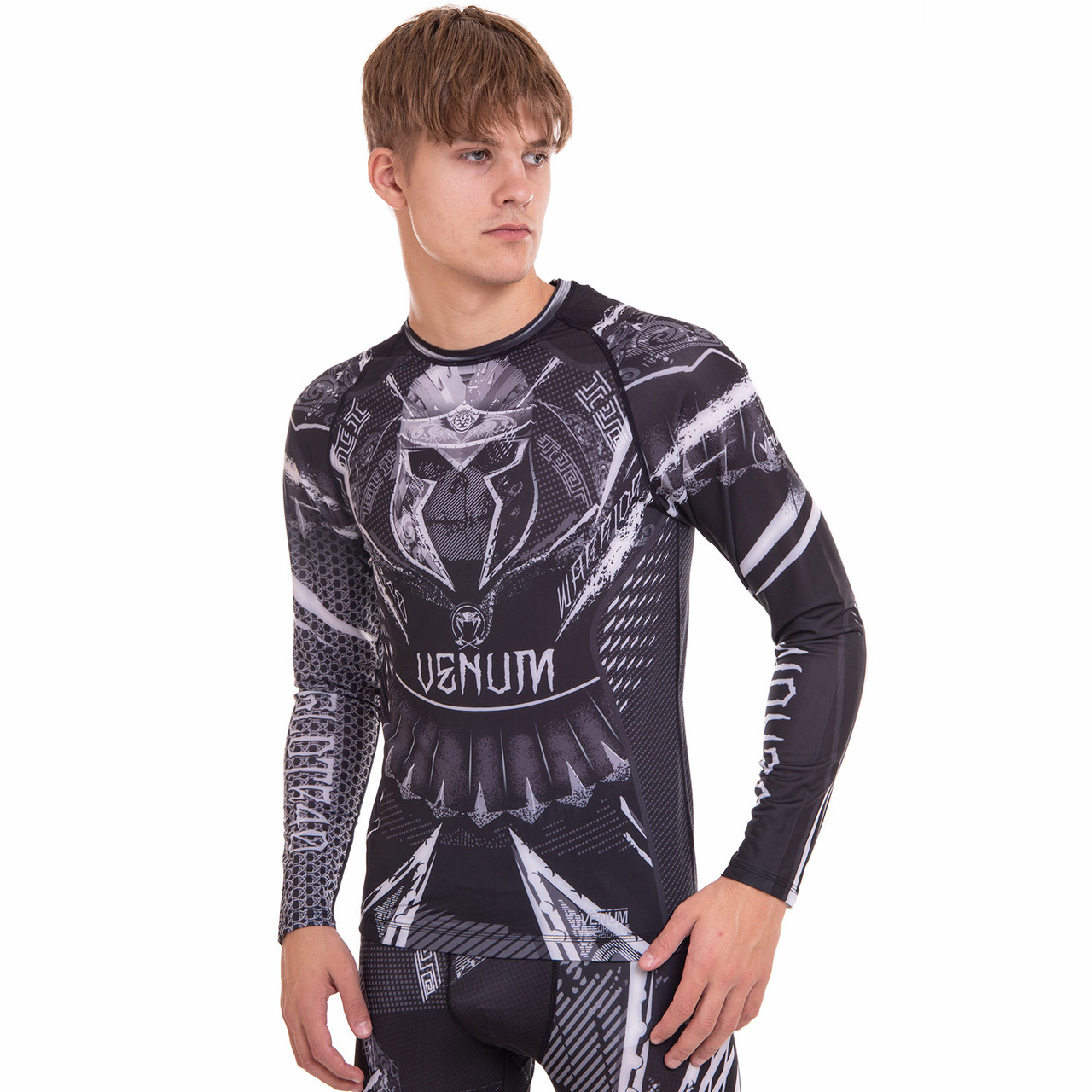 

Рашгард мужской с длинным рукавом Venum Heroe 9521 размер  (48-50) Black-White, Рашгард мужской с длинным рукавом Venum Heroe 9521 размер XL (48-50) Black-White