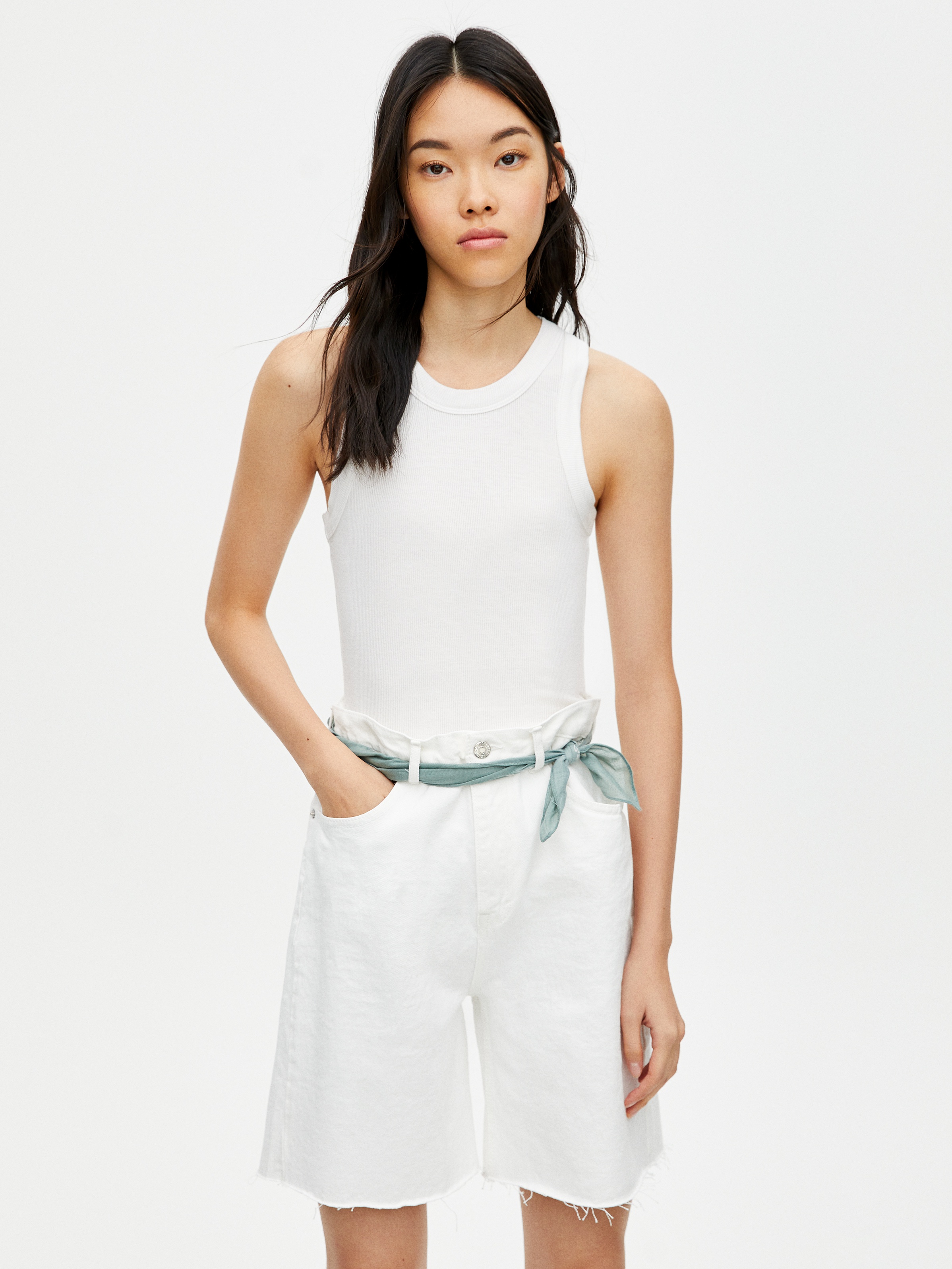 

Майка Pull & Bear 9230/300/250 XS Белая