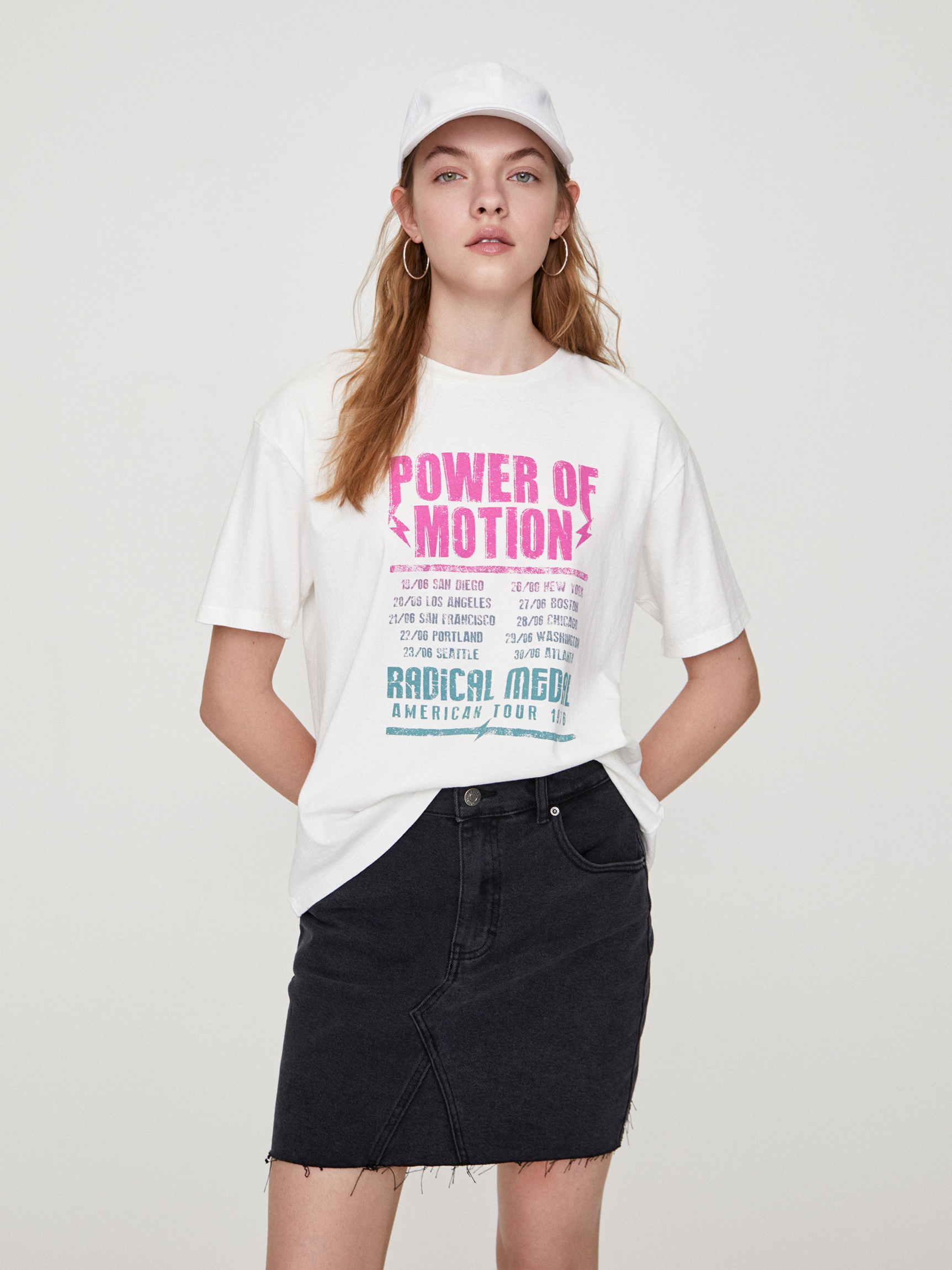 

Футболка Pull & Bear 5234/396/805  Белая, Футболка Pull & Bear 5234/396/805 S Белая