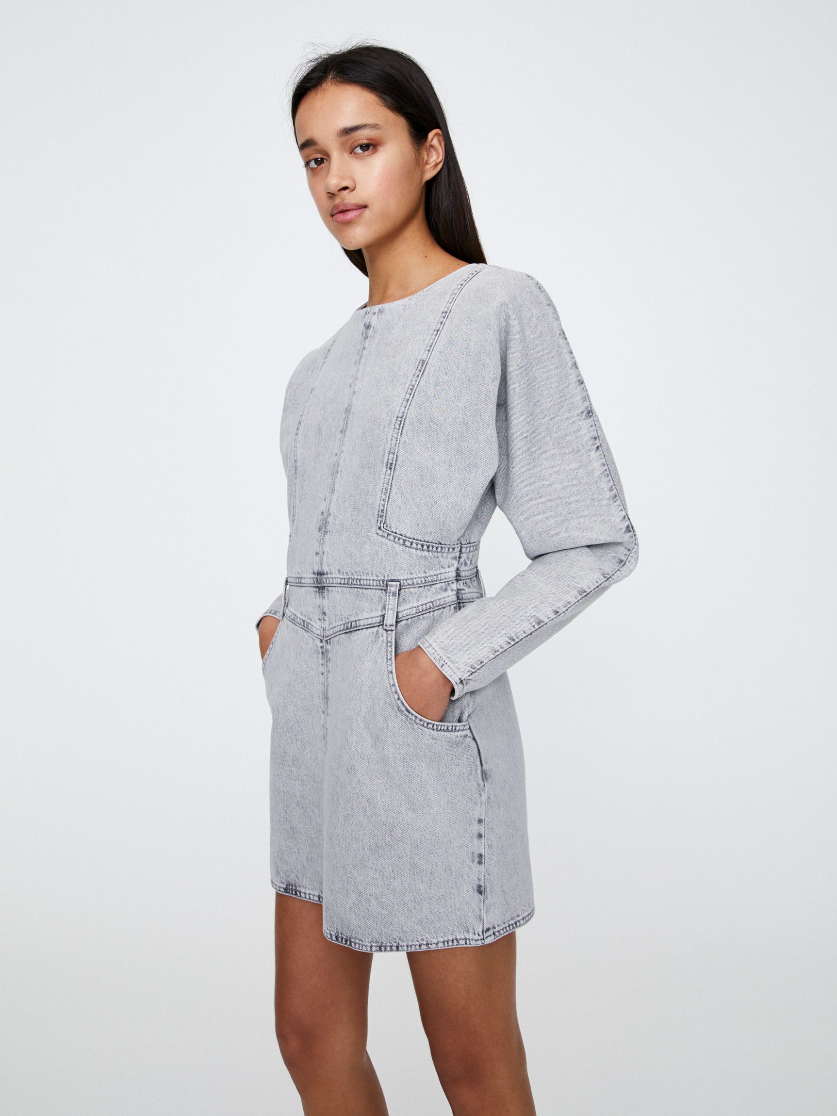 

Платье джинсовое Pull & Bear 5392/304/802 M Серое