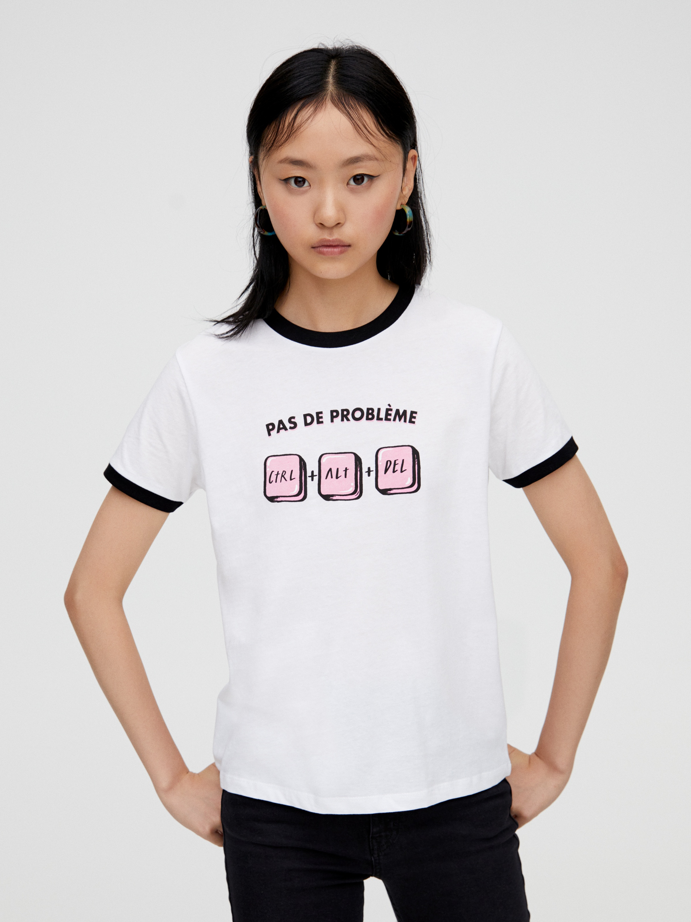 

Футболка Pull & Bear 9230/320/250 XL Белая