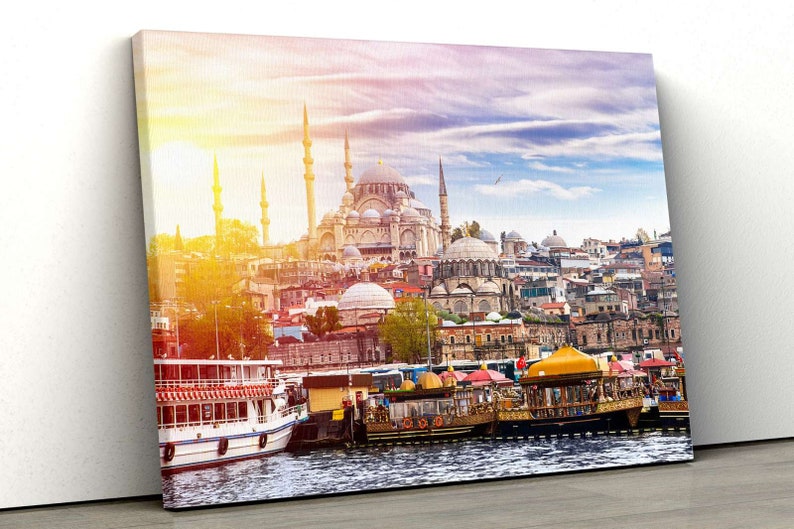 

Картина на холсте Рассвет в Стамбуле51x34 см (273)