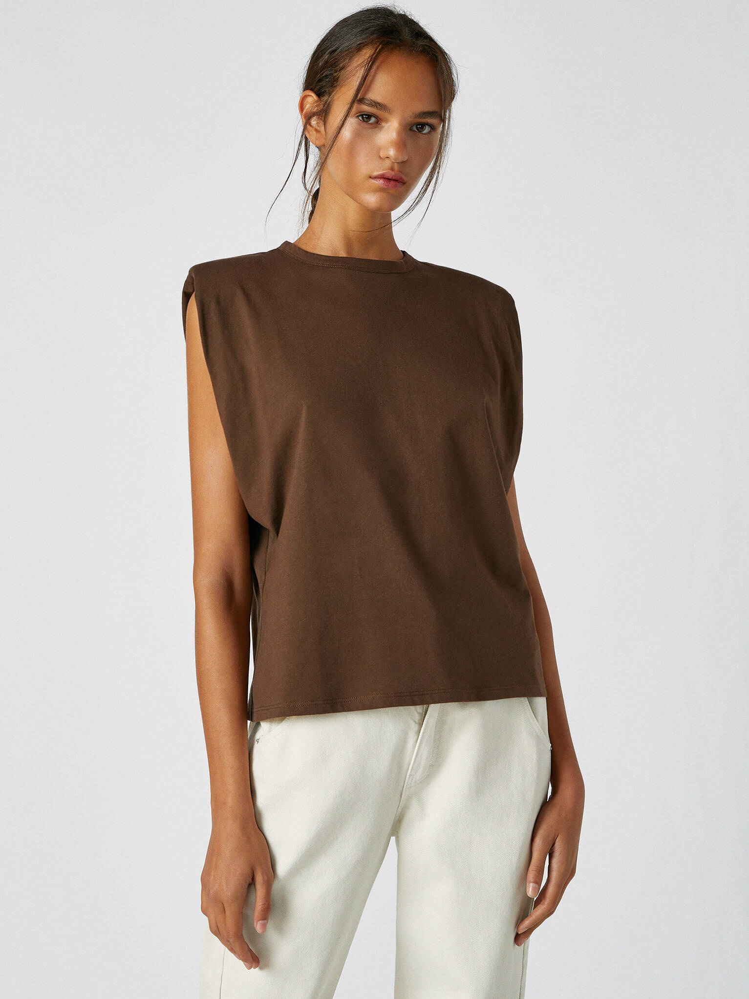 

Футболка Pull & Bear 9247/316/717  Коричневая, Футболка Pull & Bear 9247/316/717 S Коричневая