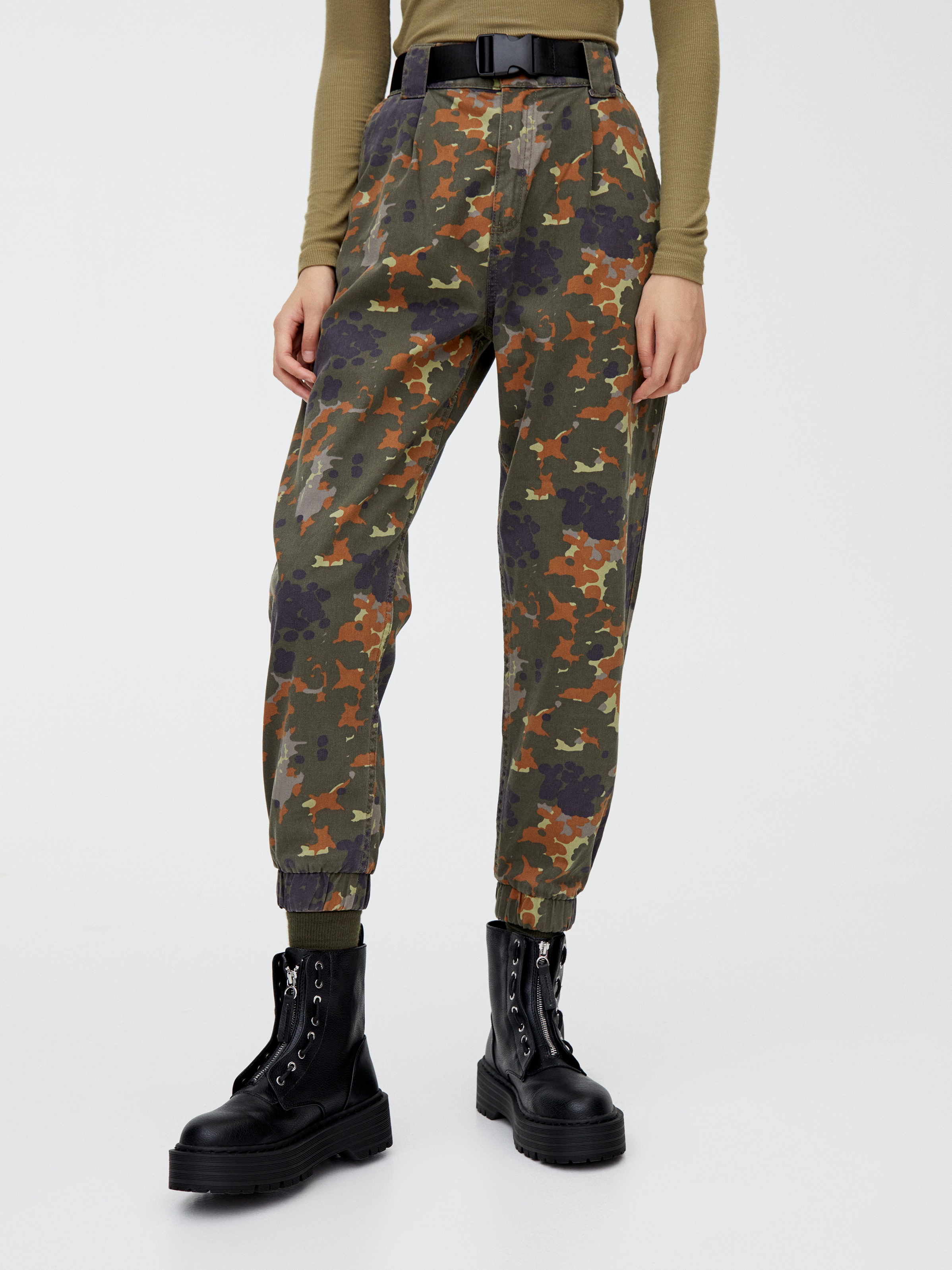 

Брюки Pull & Bear 9682/350/533  Хаки, Брюки Pull & Bear 9682/350/533 XL Хаки
