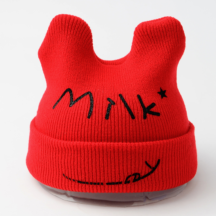 

Шапка MILK 35-40см Красный (2289)
