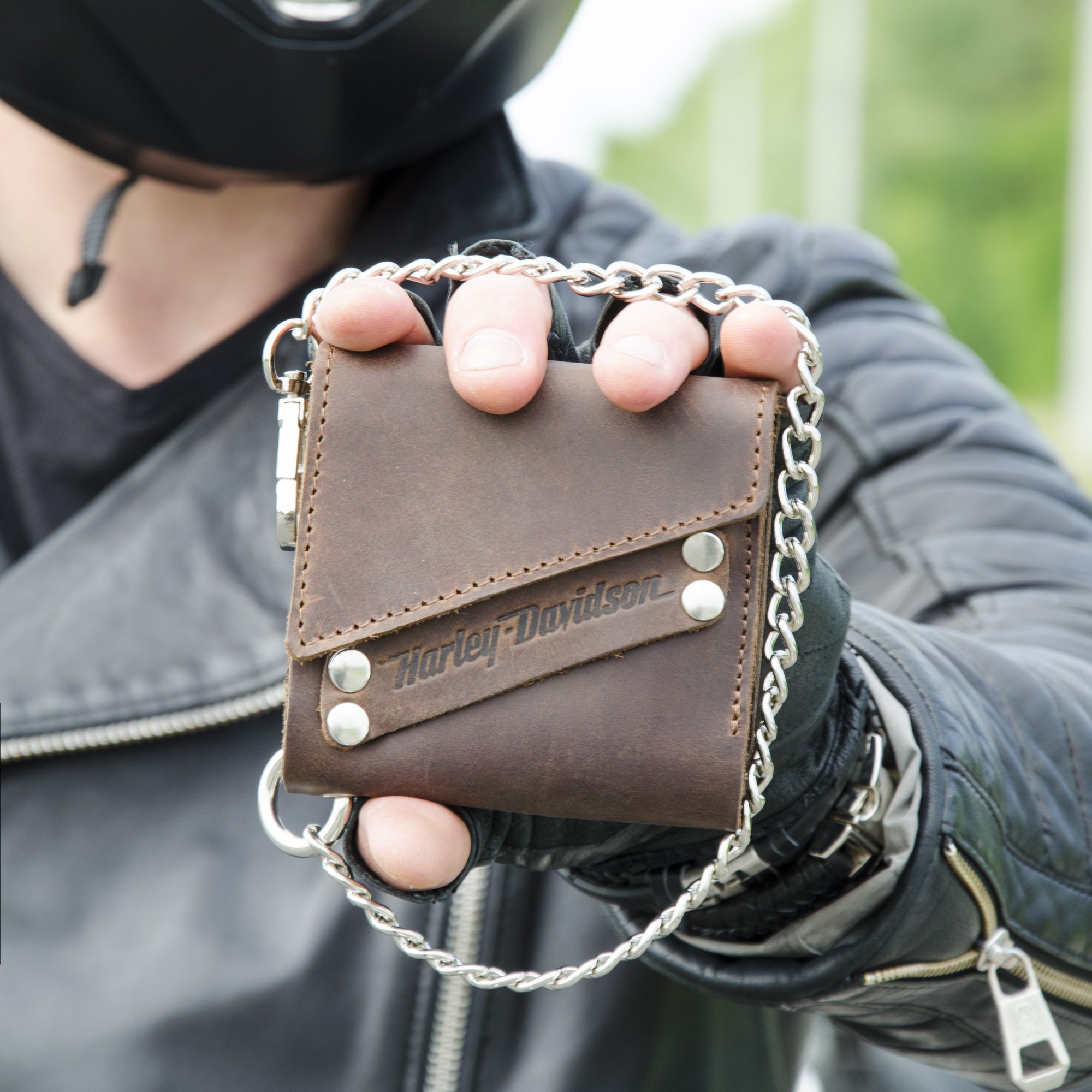 

Мужской кошелек с цепью Ridl Harley Davidson коричневый матовый