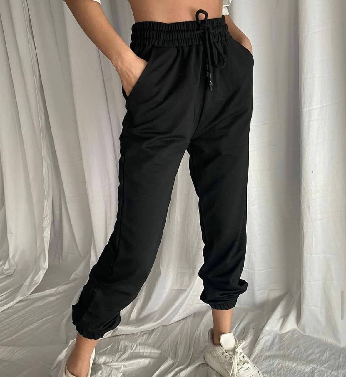 

Спортивные брюки Maximoda ЕБрюки спортивные черные  черный, Спортивные брюки Maximoda ЕБрюки спортивные черные ONE SIZE черный