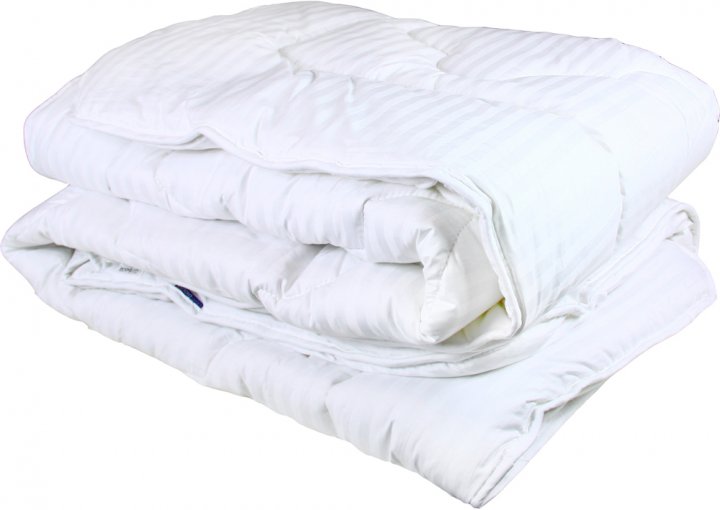 

Одеяло LightHouse Royal Stripe Sateen 195x215 универсальная