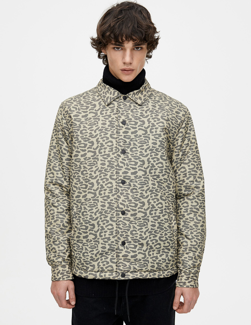 

Ветровка PULL & BEAR М0115804 (9711/520/807) цвет бежевый, Ветровка PULL & BEAR М0115804 (9711/520/807) цвет бежевый L