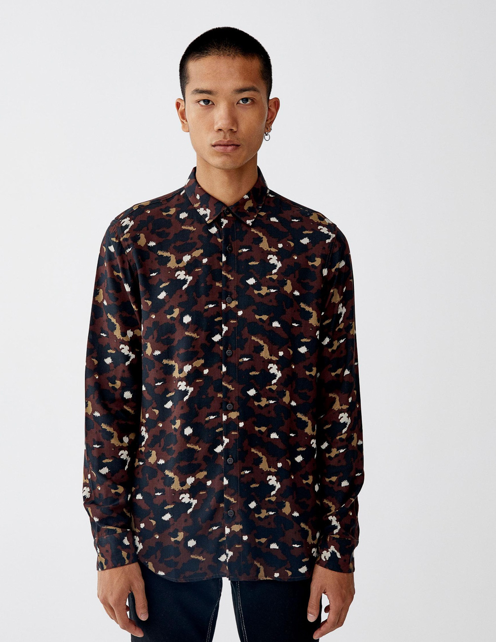 

Рубашка д/р PULL & BEAR М0116131 (9471/549/681) цвет коричневый, Рубашка д/р PULL & BEAR М0116131 (9471/549/681) цвет коричневый S
