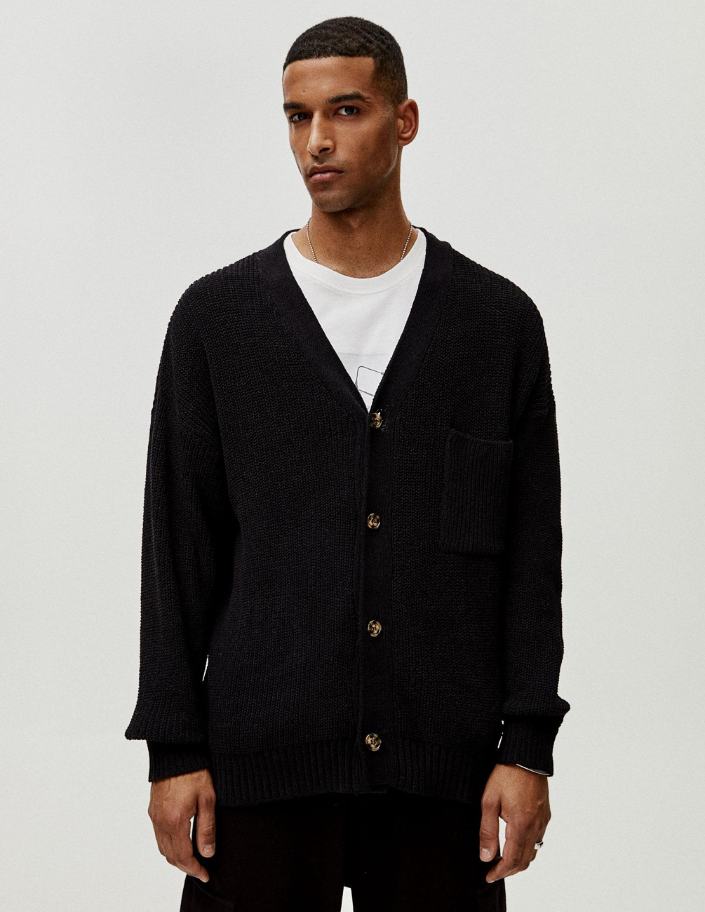 

Кофта PULL & BEAR М0116197 (9582/501/800) цвет черный, Кофта PULL & BEAR М0116197 (9582/501/800) цвет черный L
