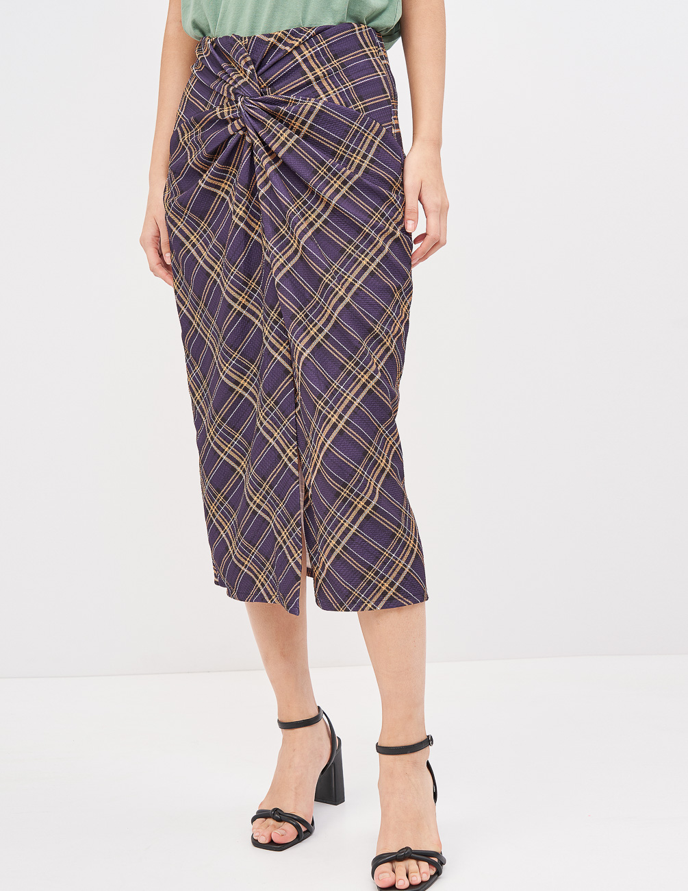 

Юбка PULL & BEAR Ж1077904 (9398/396/611) цвет фиолетовый, Юбка PULL & BEAR Ж1077904 (9398/396/611) цвет фиолетовый S