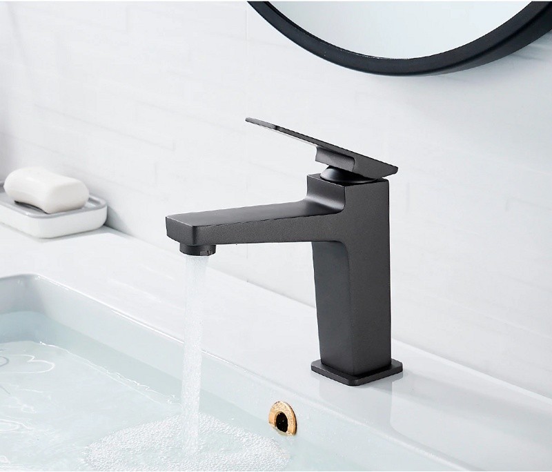

Смеситель для раковины SANTEP GRAPHITE 174-6