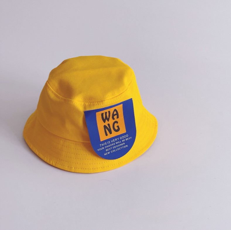 

Панама детская с нашивкой WANG 50-52см Желтый