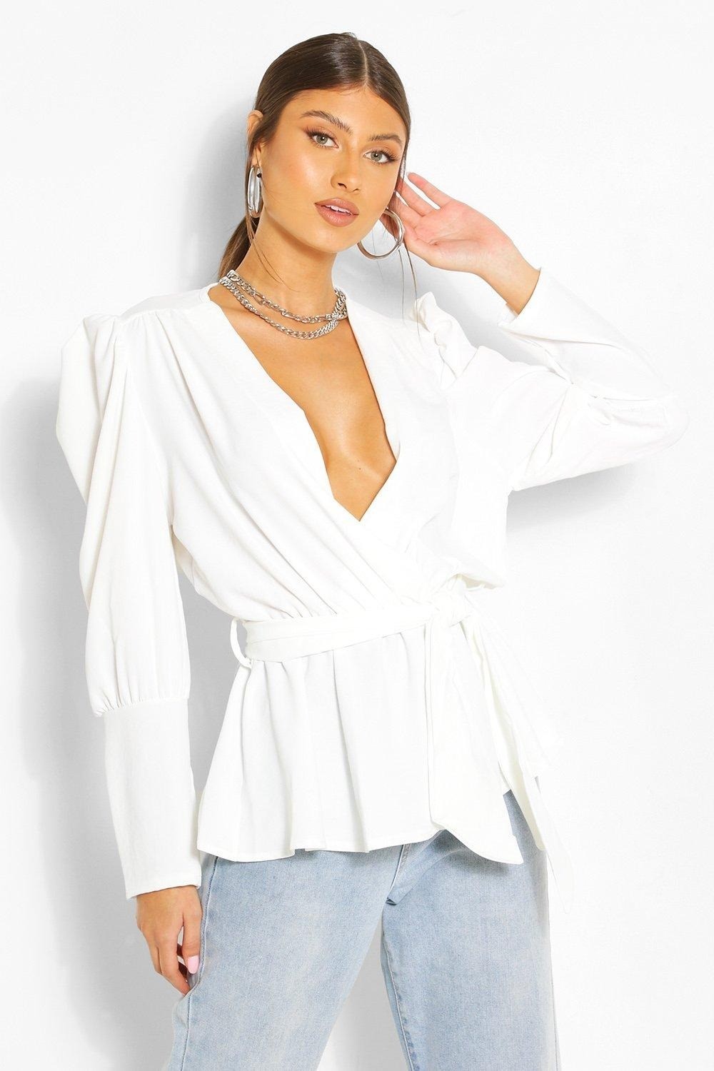 

Блуза Boohoo 36 белый 1000399118087