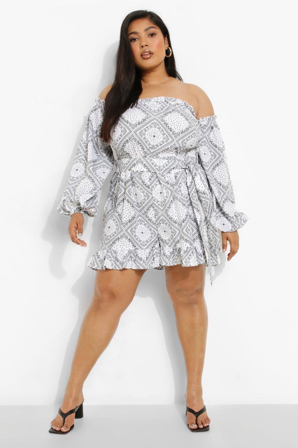 

Комбинезон Boohoo 46 черно-белый 1000399118039