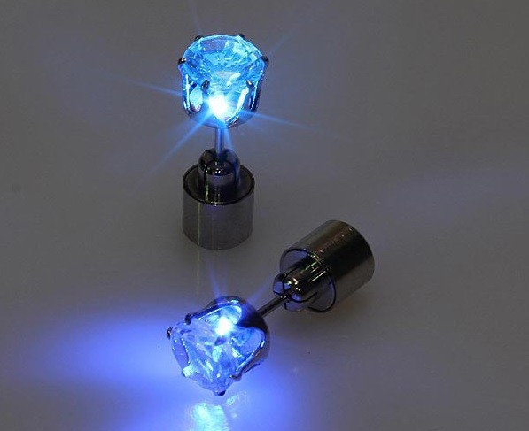 

Серьги светящиеся лед led Bluelans
