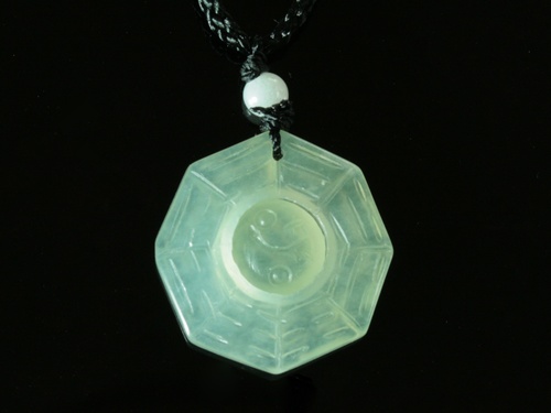 

Амулет кулон Нефритовый Багуа Semantic Jewelry 2.5 x 2.5 x 0.3 см