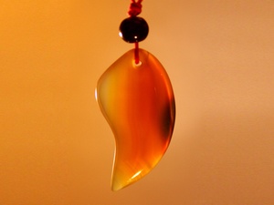 

Амулет кулон из сердолика Пространство Semantic Jewelry 3.0 x 3.0 x 0.3 см