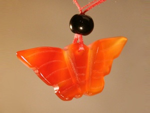 

Амулет кулон из сердолика Мотылёк Semantic Jewelry 3.0 x 3.0 x 0.2 см