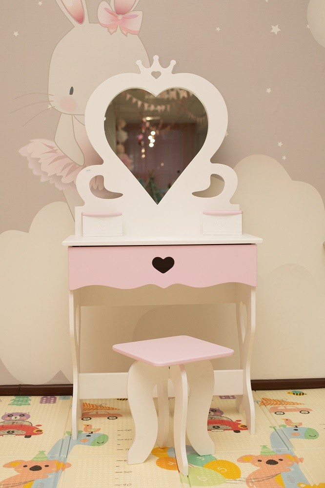 

Трюмо для девочки TimDom LittlePrincess розовое с табуретом