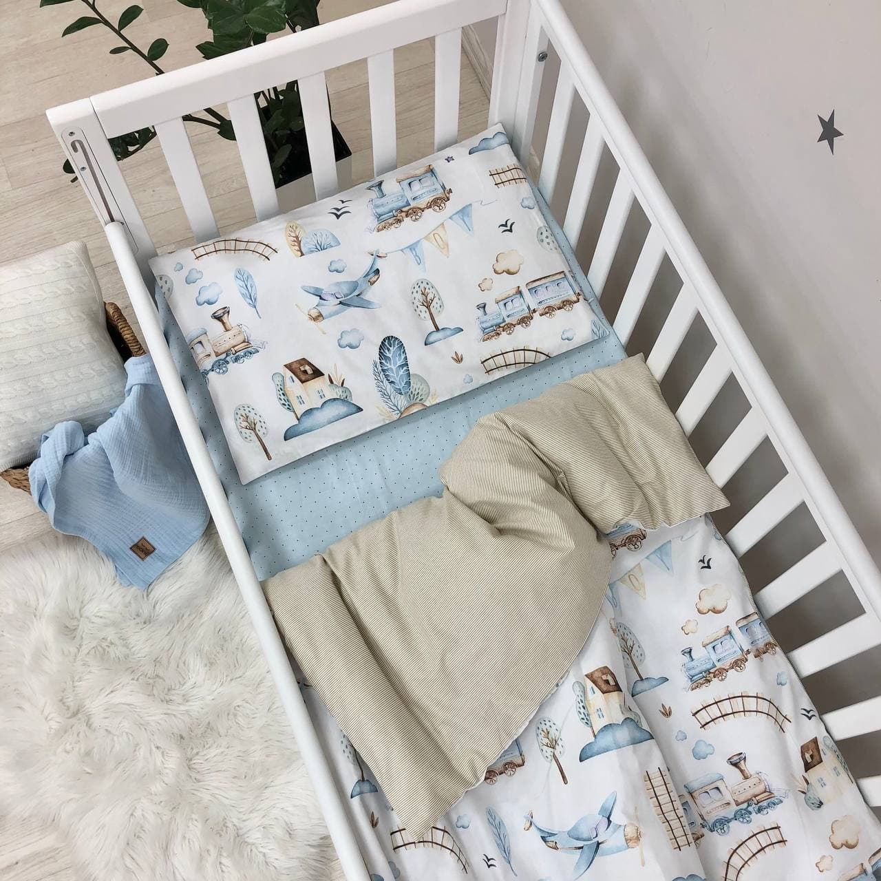

Комплект сменного белья в кроватку (3 предмета) Baby Mix Паровозики