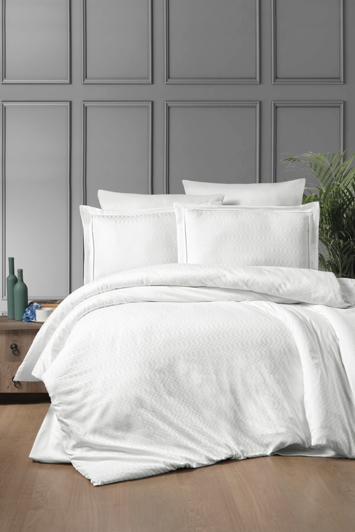 

Постільна білизна First Choice Deluxe Satin 200 х 220 см Chackers white