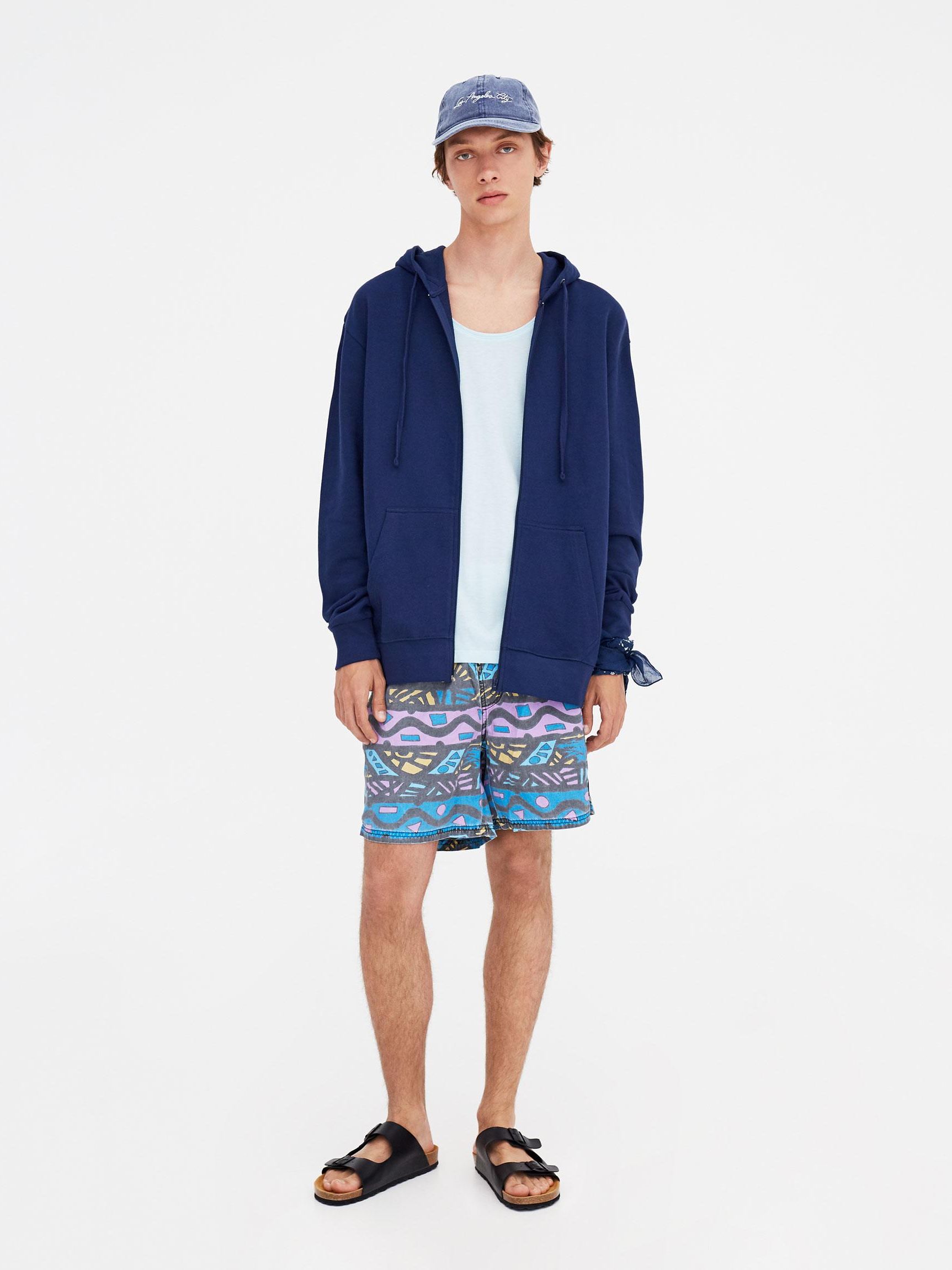 

Толстовка Pull & Bear XAZ216979PYAW  Синяя, Толстовка Pull & Bear XAZ216979PYAW XS Синяя