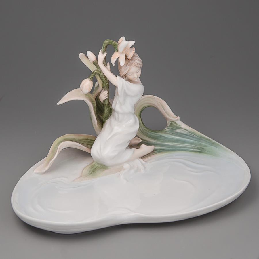 

Блюдо "Девушка с нарциссом" (23*13 см) , Elisey