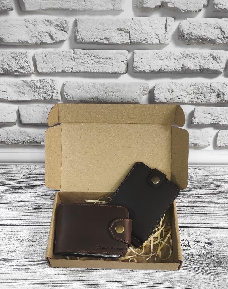 

Подарочный набор DNK Leather №15 (зажим + картхолдер) коричневый