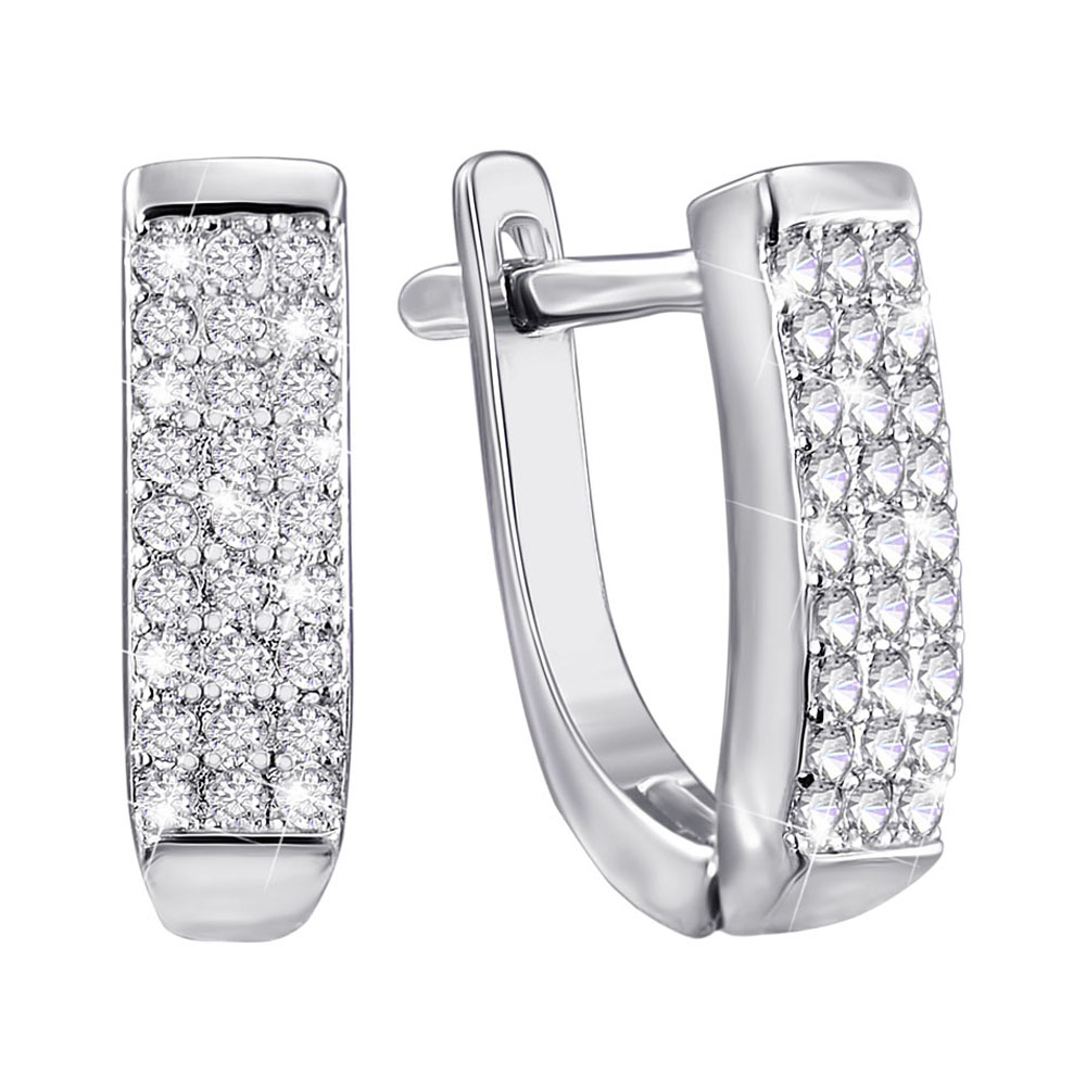 

Серебряные серьги с фианитами 000122972