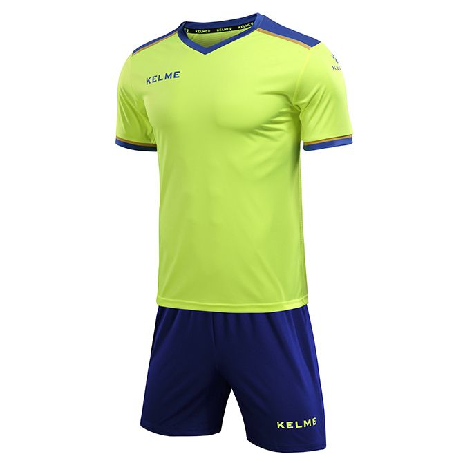 

Комплект футбольной формы Kelme SEGOVIA салатово-синий M 3871001.9918