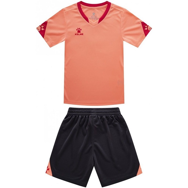 

Футбольная форма детская Kelme GIRONA розово-черная 4XS 3803099.9692