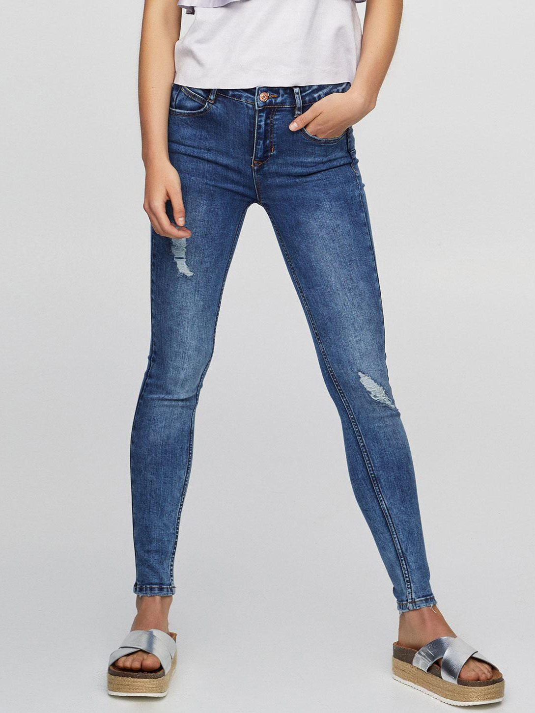

Джинсы Pull & Bear XAZ216882TPVP  Синие, Джинсы Pull & Bear XAZ216882TPVP 38 Синие