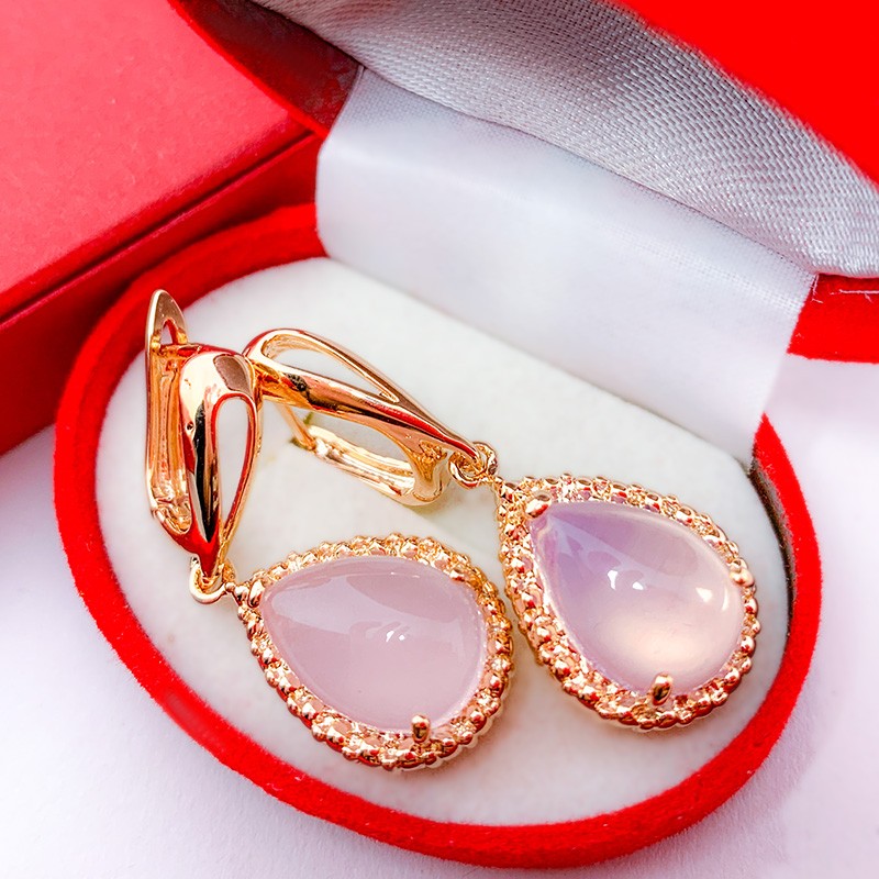 

Сережки Ноєла рожева хмаринка (медичне золото)